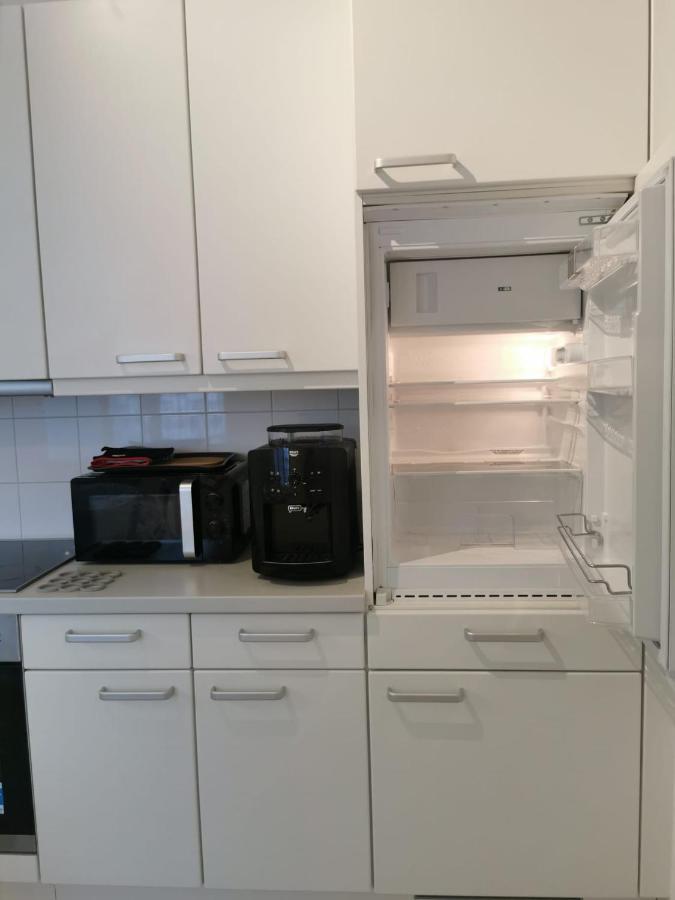 Central Mariahilfer Apartment 4 Min To The City Shopping Center And Schoenbrunn Palace Виена Екстериор снимка